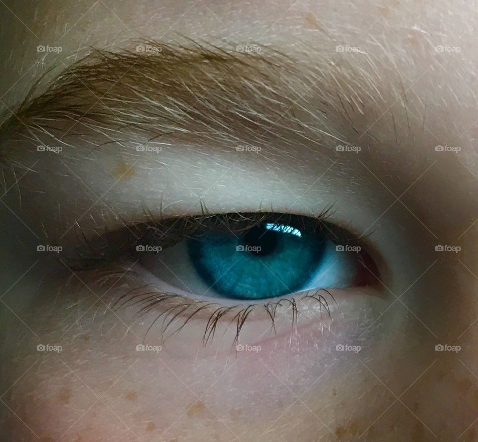 Beautiful blue eyes 