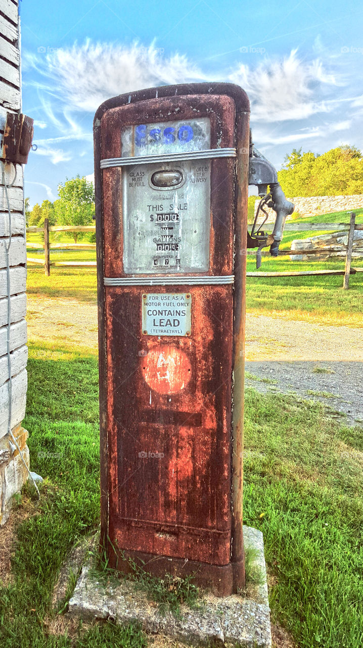 Vintage gas pump. Old Essie gasoline pump