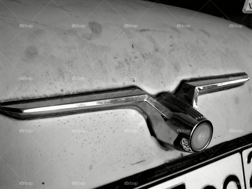 The design of the tailgate is Soviet car GAZ - 21 "Volga" 1965 edition