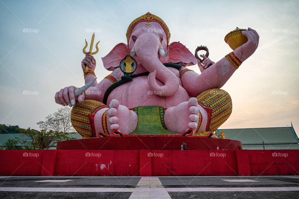 Elegrant Ganesha statue