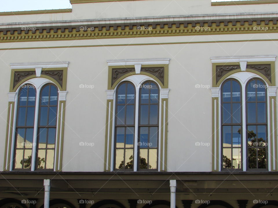 arch style windows. in historic Old Town Sacramento