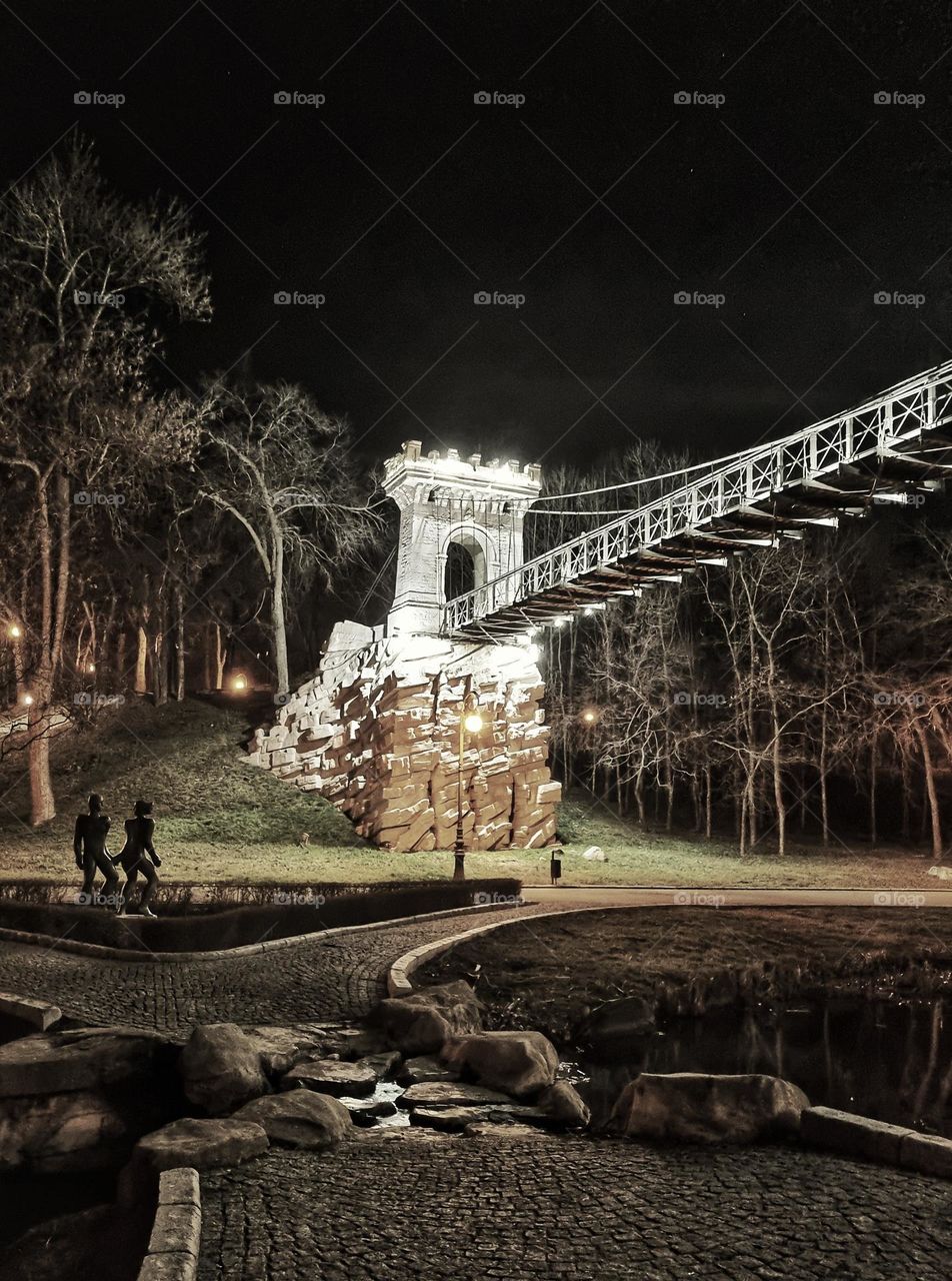 Podul suspendat, 1901-1902, Parcul Nicolae Romanescu, Craiova