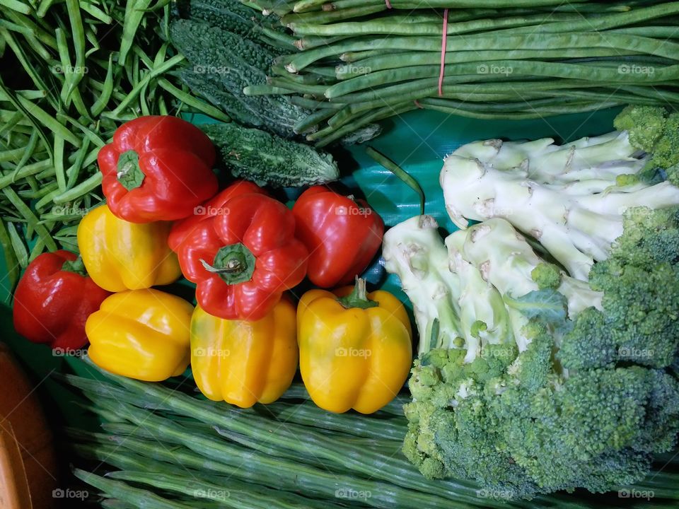 colour of the vegetables