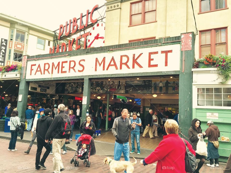 Pike Place Market street activity