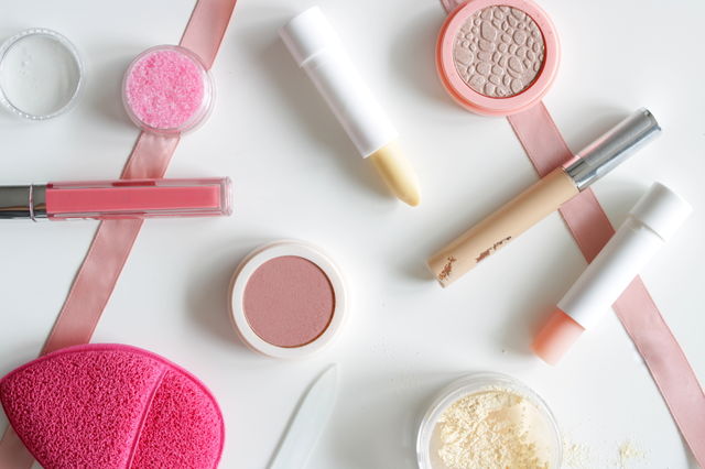 Colorful cosmetics to make-up