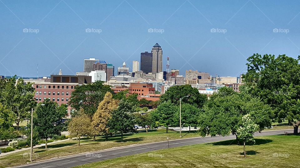 Des Moines City side