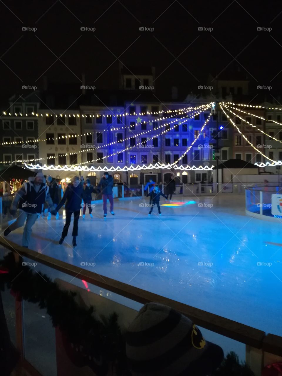 Night skating Warsaw Old Town Square