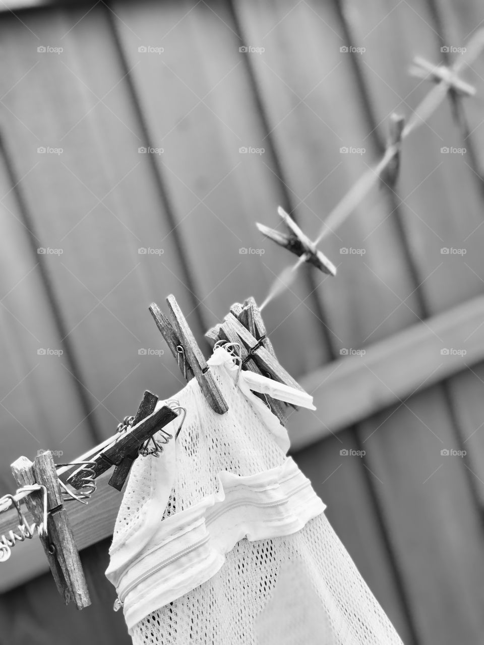 Clothes pins on the clothes line