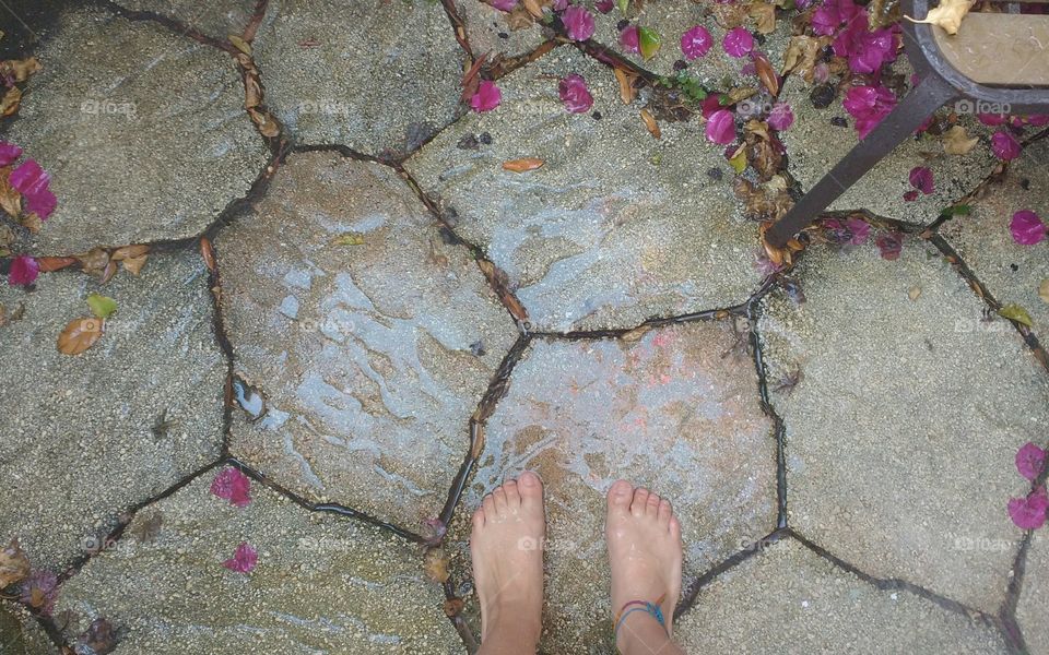 Enjoying the nature barefoot