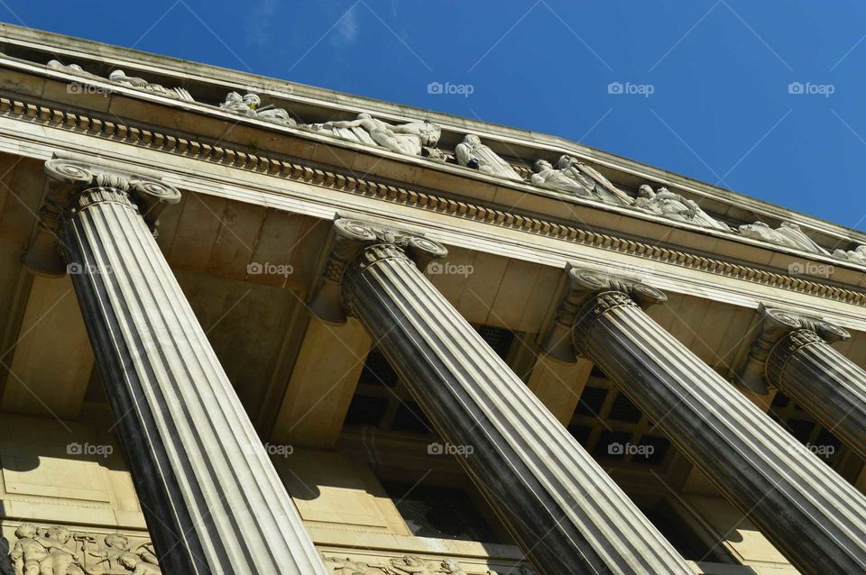 My point of view, looking up on the english architecture