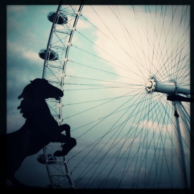 city london united kingdom sun by moimili