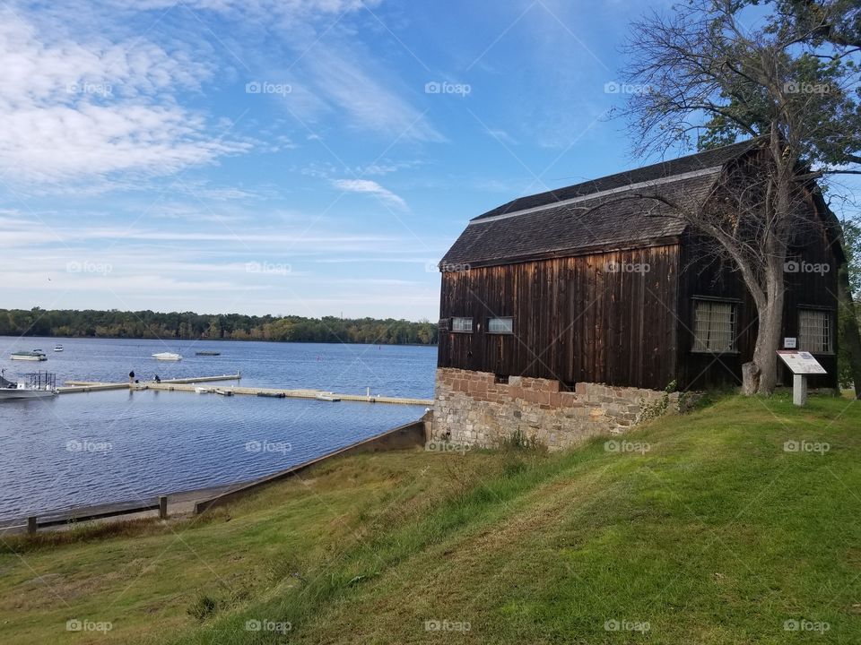 A historical building by the lake at Wethersfield Cove.