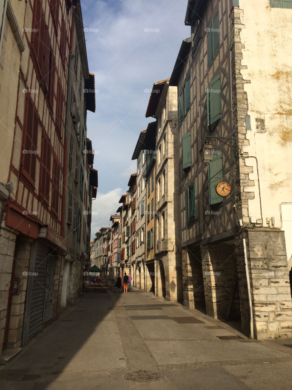 Building
View
France
Pays basque
Bayonne
Street

