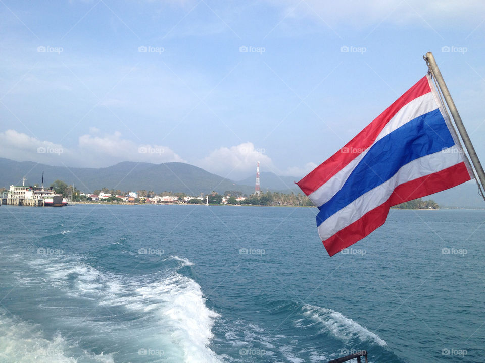mer île drapeau thaïlandais koh phangan - thaïlande by nikco83
