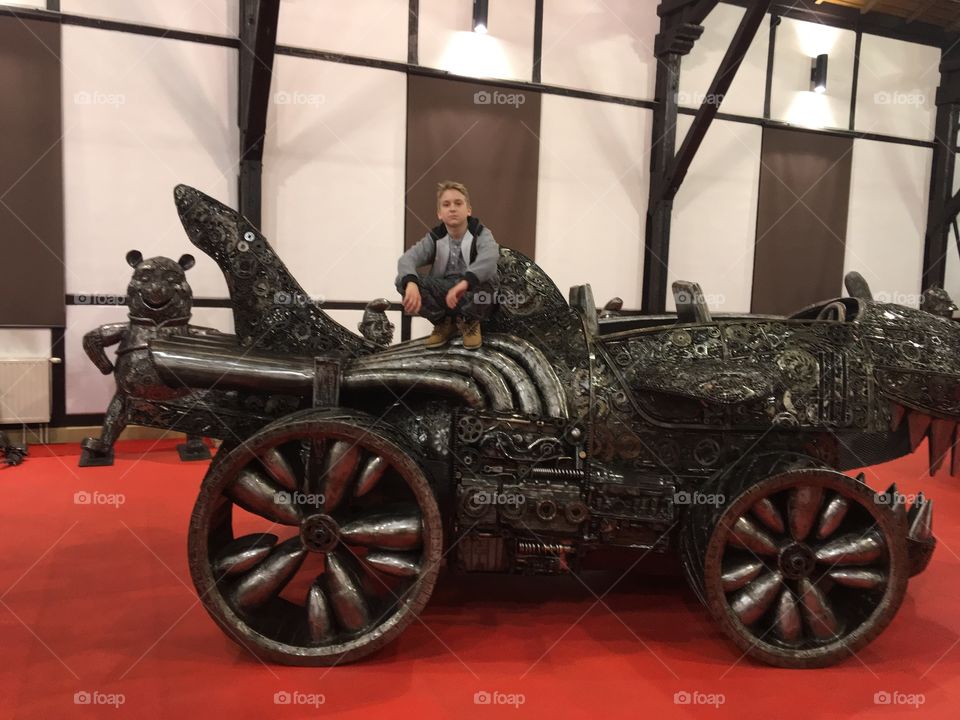 Чудо авто из металлолома, в музее!