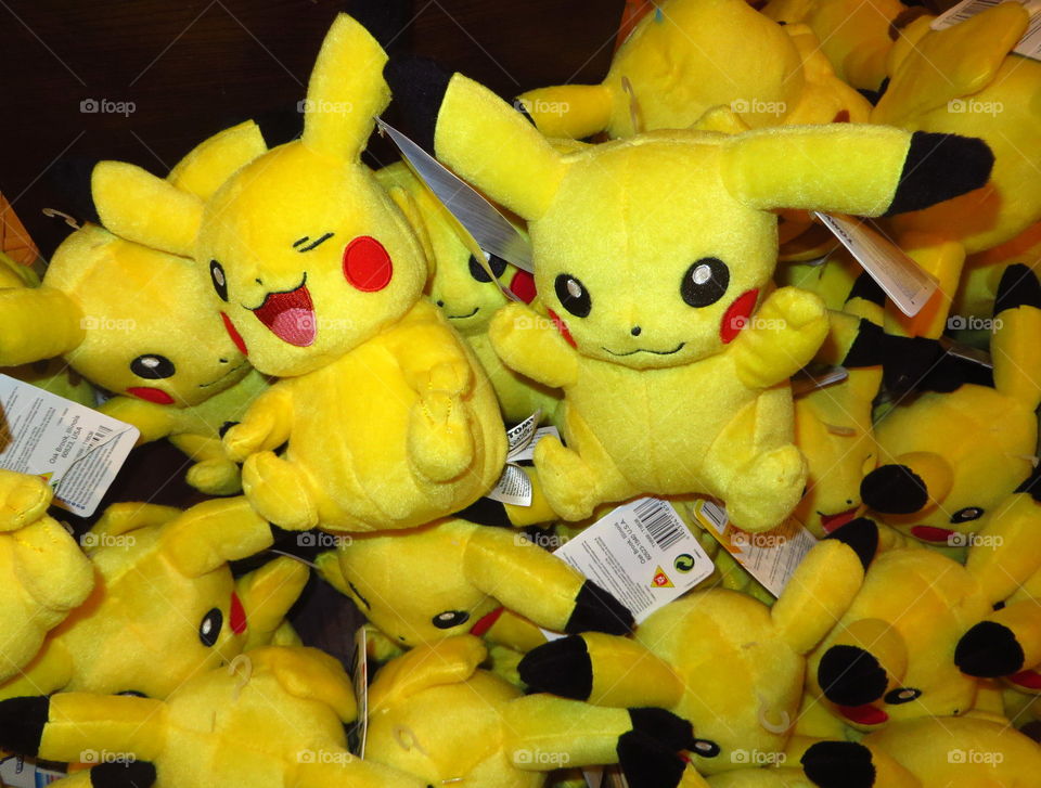 Many pikachu