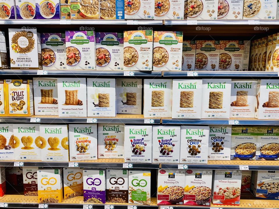 Breakfast cereal on store shelf