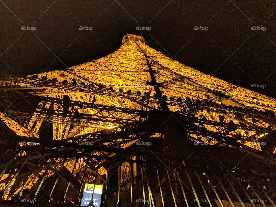 look up the Eiffel Tower