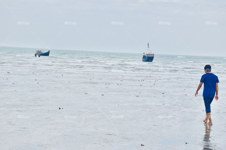 Walking alone towards the Seashore for making some  refreshment. Really a nice weather !! 