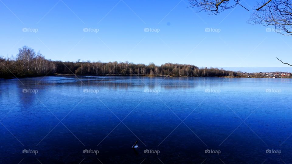 Scenic view of idyllic lake