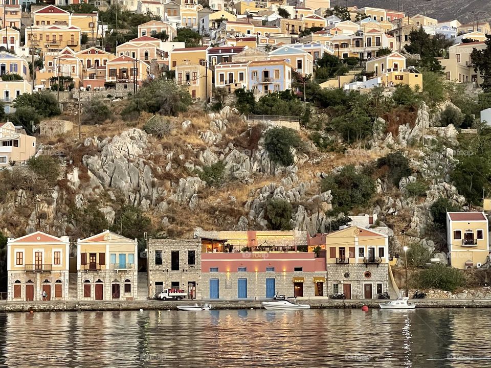 Symi 