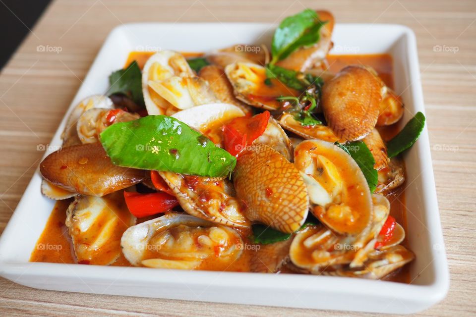 hot and spicy clams