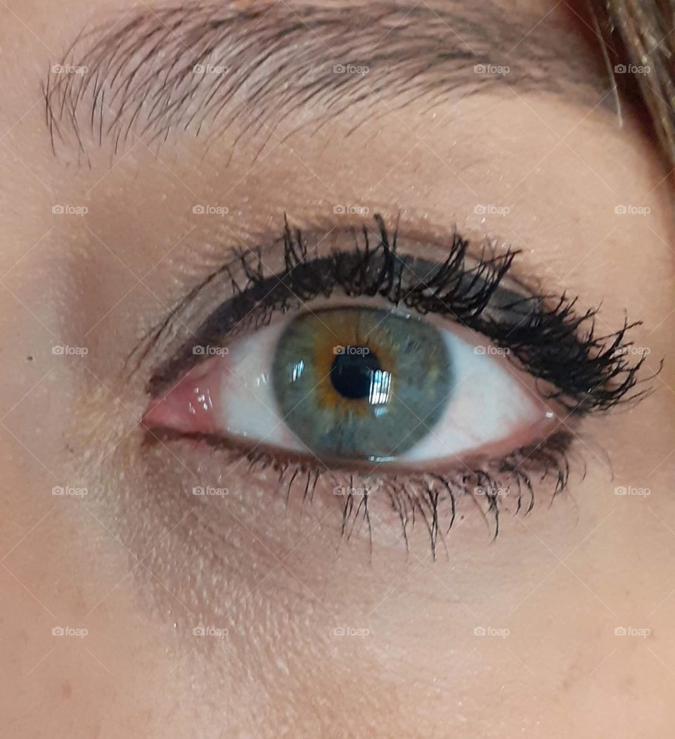 el ojo con maquillaje