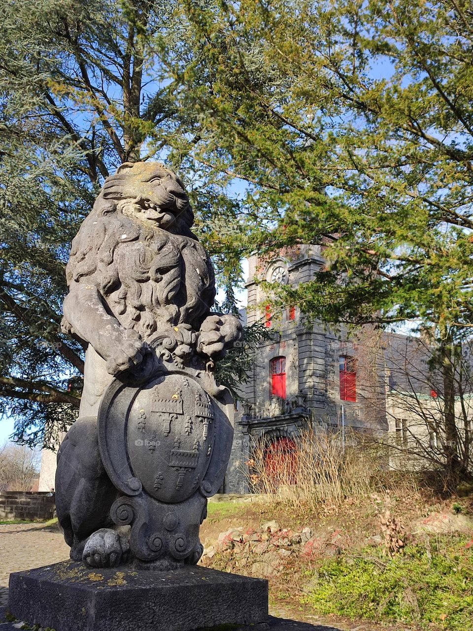 Visit of the Château fort d'Ecaussines