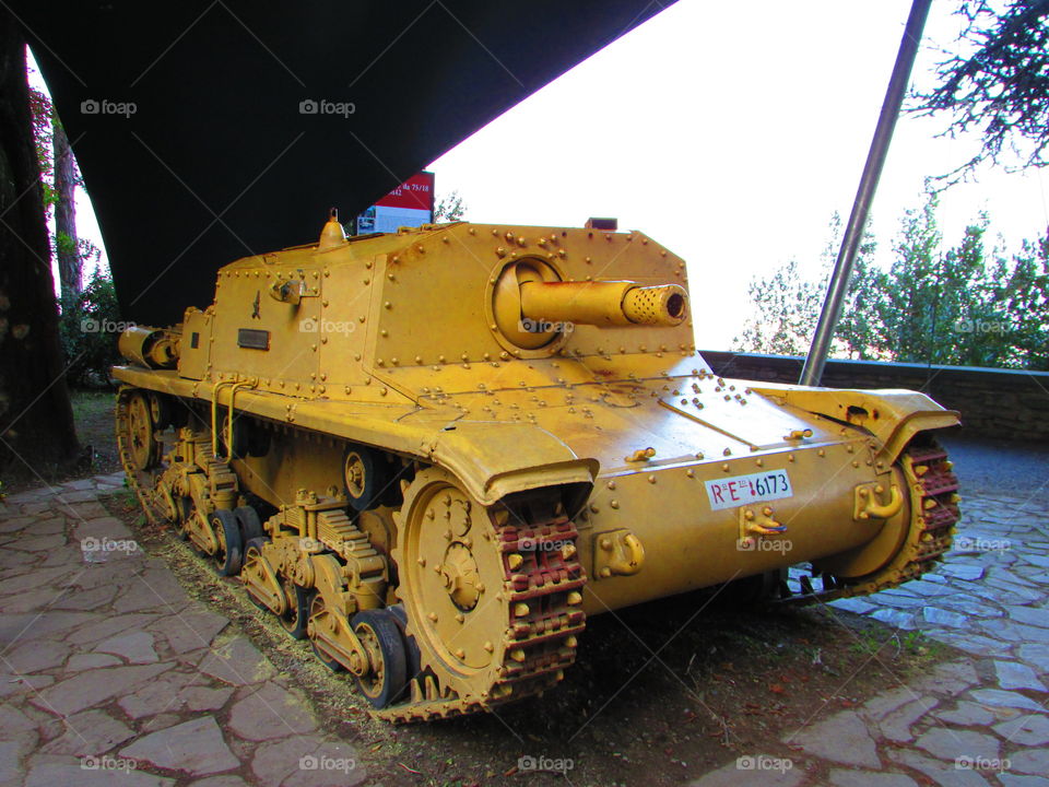 This is a tank of the second world war in Bergamo's park