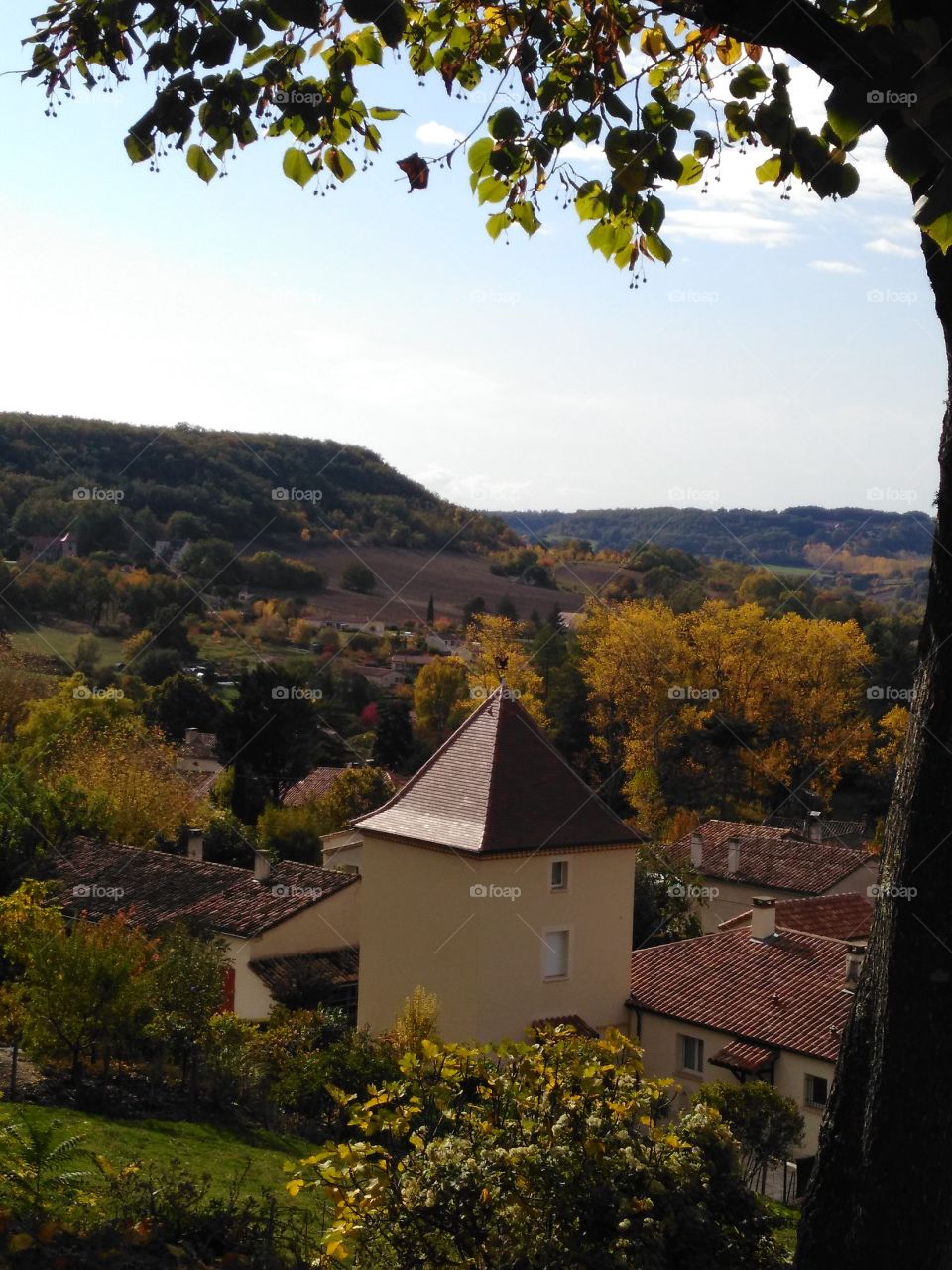 A landary in France. It's a little town in the middle. The pictures taked in October.