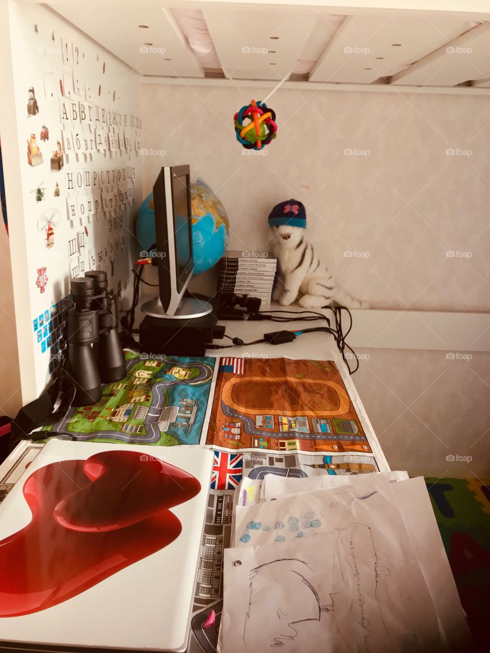 Indoors, Furniture, Room, No Person, Table