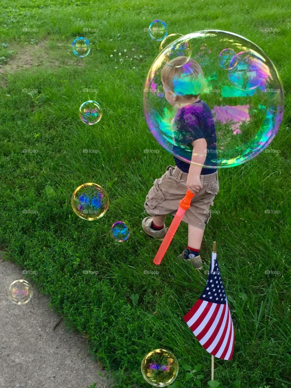 Independence Day Bubbles