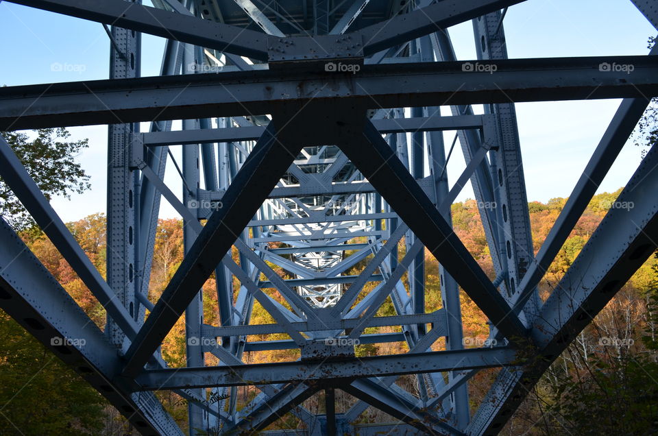 Bridge lines. Bridge in the fall
