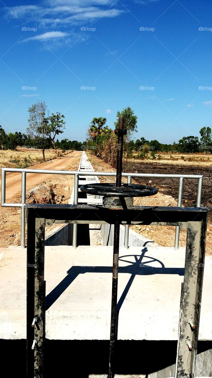 Water gate of canal