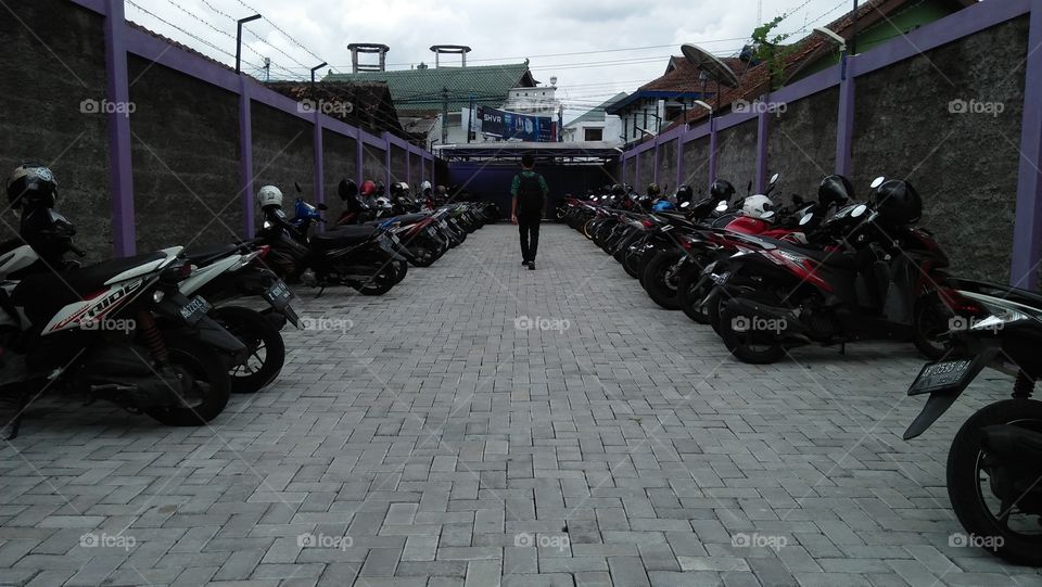 tumiho abtu miho zendegu abtu miho. ho ho hi ho