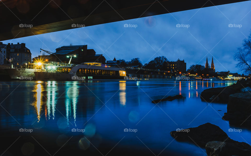 The power of the blue hour