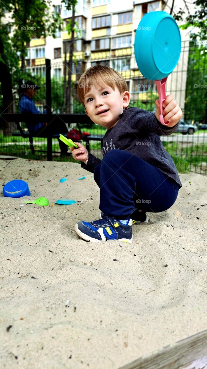 kid playing