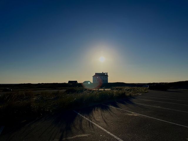 House on Horizon