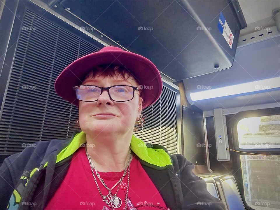 This is me, „Petra Schiller” a.k.a. “Maxine Firefox” a.k.a. “Maximiliane Feuerfuchs” riding the “B43” bus to “Bushwick” from “Greenpoint”, Brooklyn at “Newtown Creek” by the “Pulaski Bridge” on an afternoon in late December 2023. Hypnotic Productions