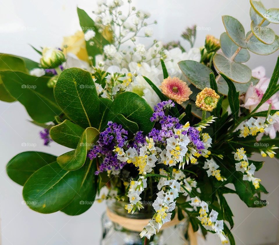 Bouquet of flowers in the vase 💐