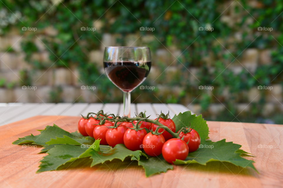 cherry tomatos. cherry tomatos