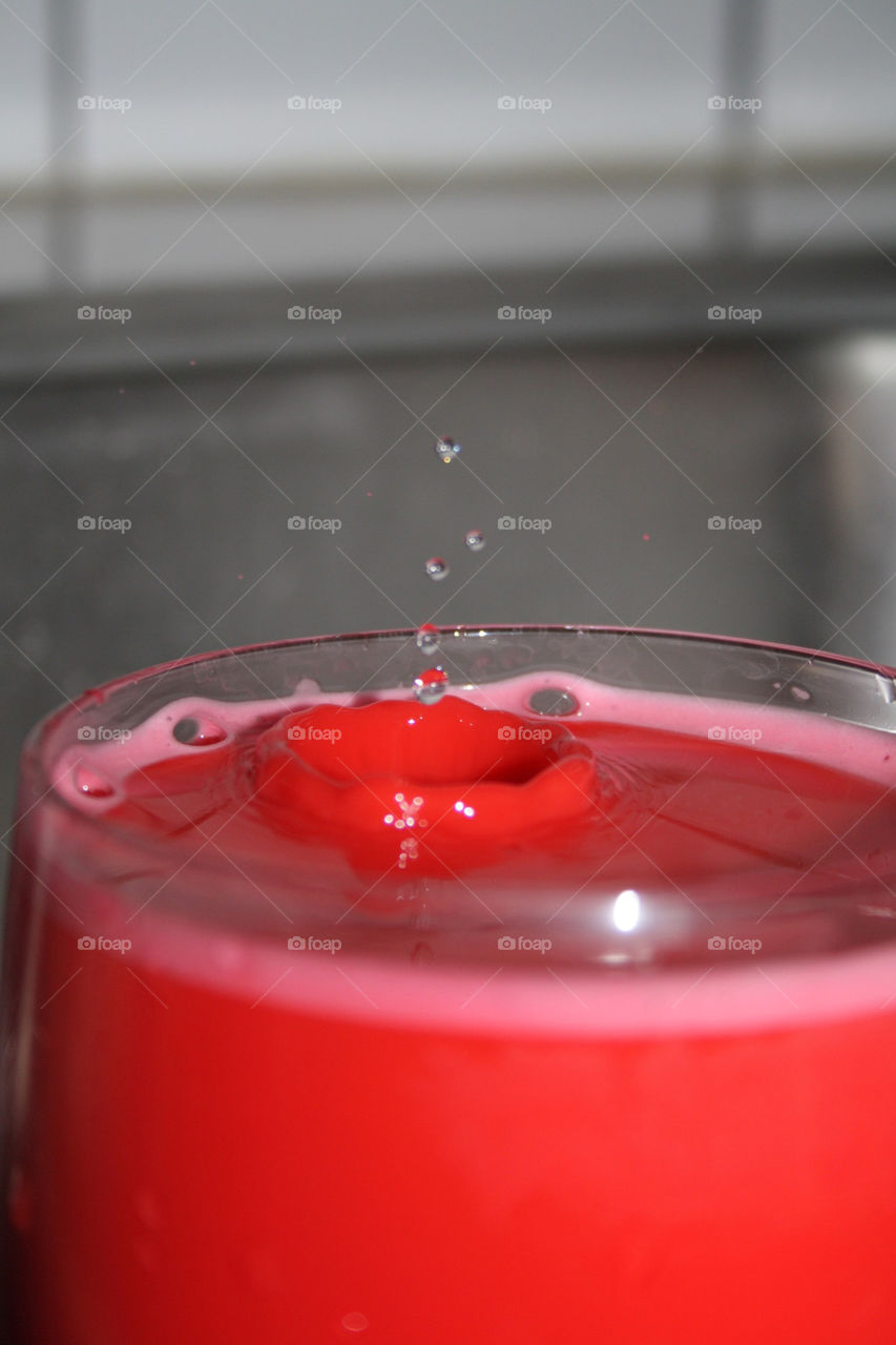 red water vatten drop by gronabonan