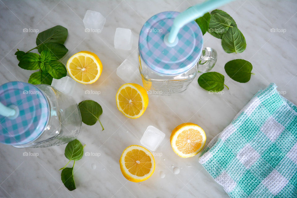 Preparing mojito cocktail