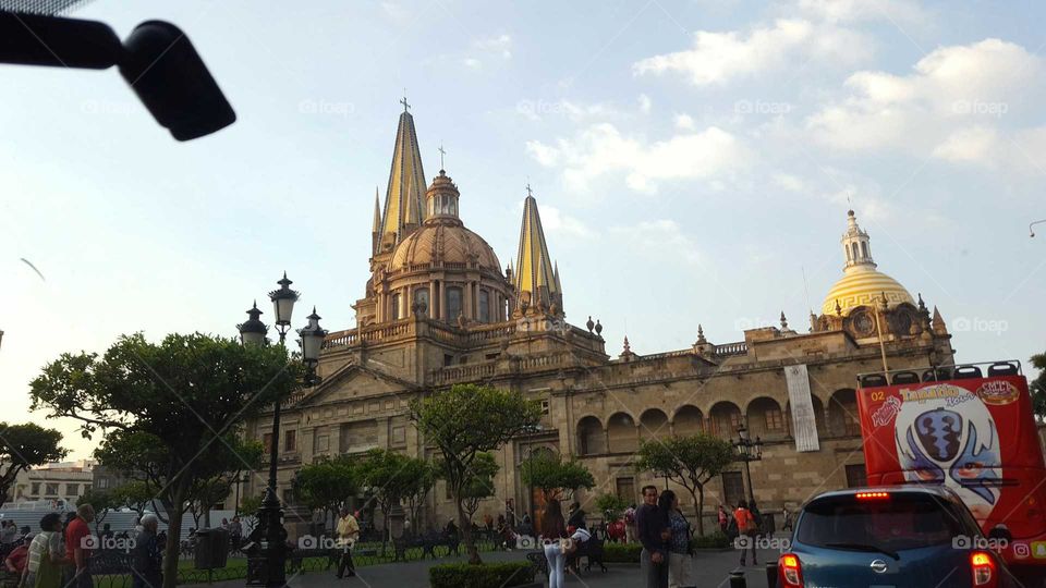 Vista trasera de la iglesia de Guadalajara 