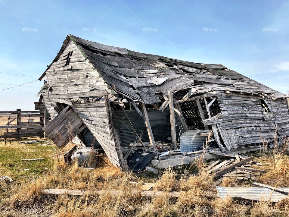 Abandoned farmhouse 