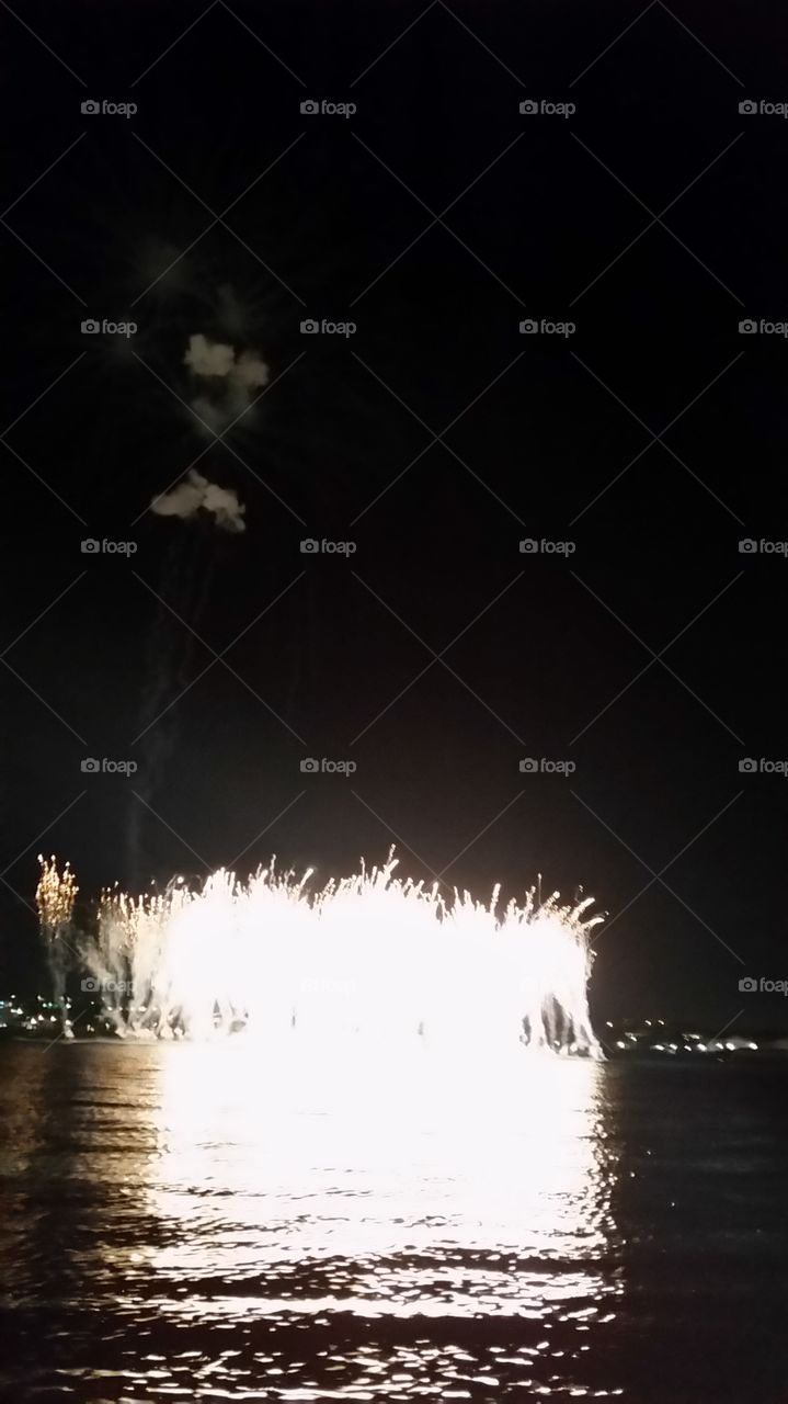 fireworks in nassau harbour
