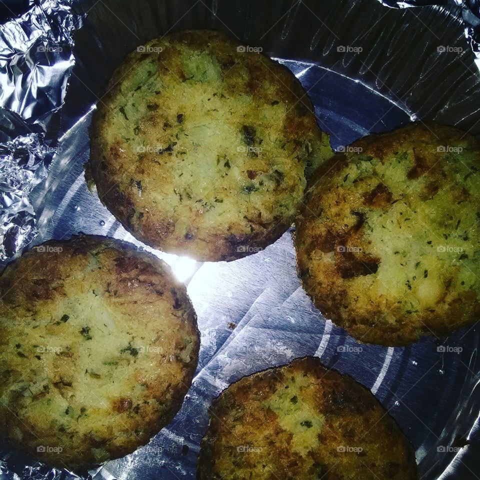 delicious homeade seafood cakes I made and they turned out better than I thought fully cooked but delicious.