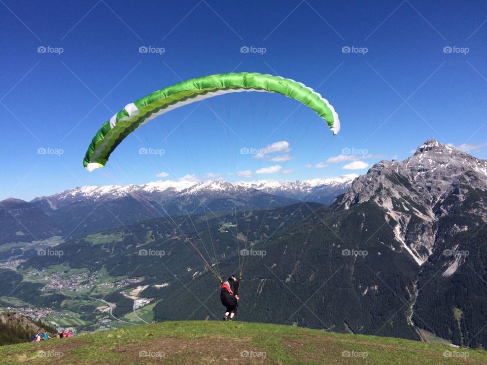 paraglider start
