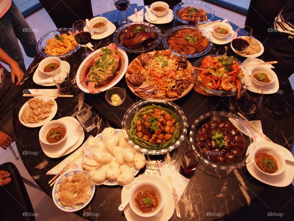 when your table is full of food.....😍