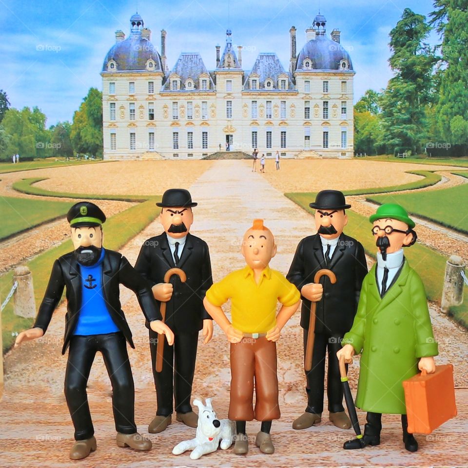 photo group of tintin and the gang. tribute to herge